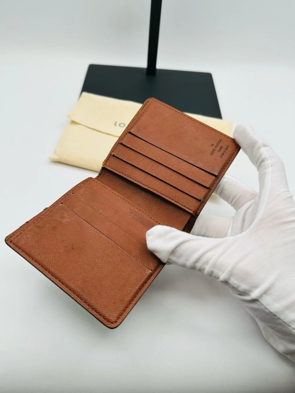 Louis Vuitton Bi Fold Monogram Wallet